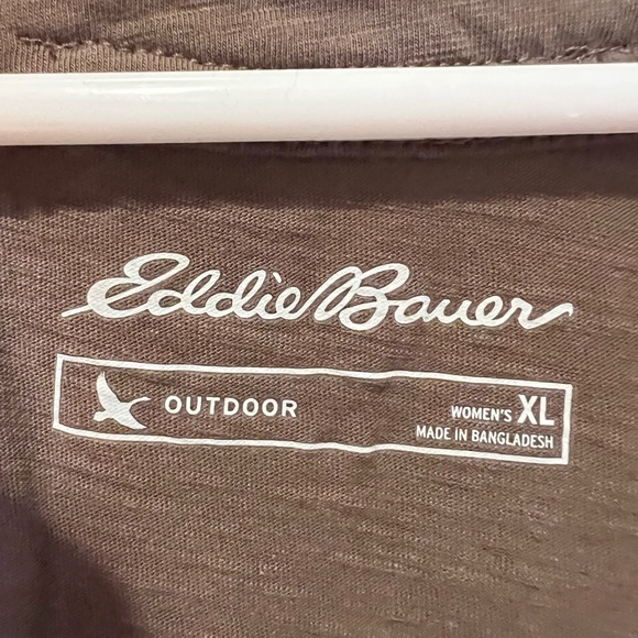 Eddie Bauer ladies tank top. Army green color. Size XL - Picture 2 of 3